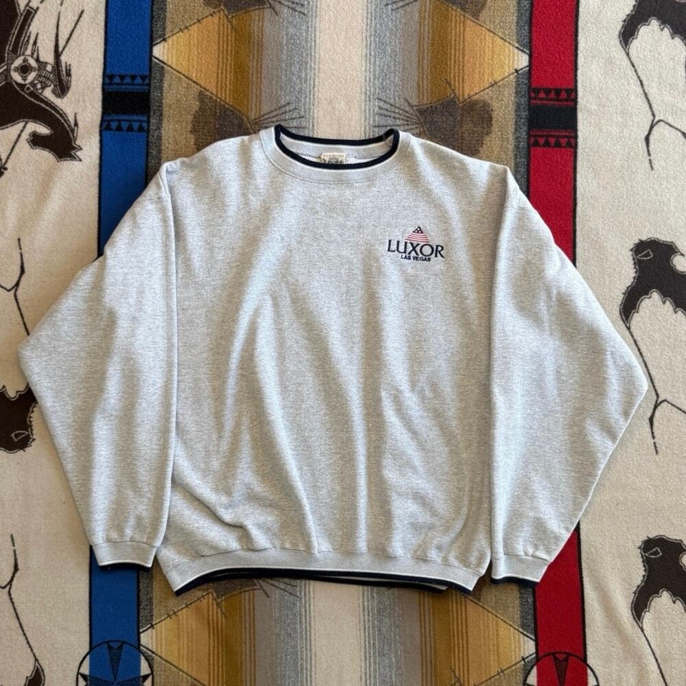 Vintage 90s Luxor Casino Embroidered Crewneck Sweatshirt Men’s 2XL Las Vegas